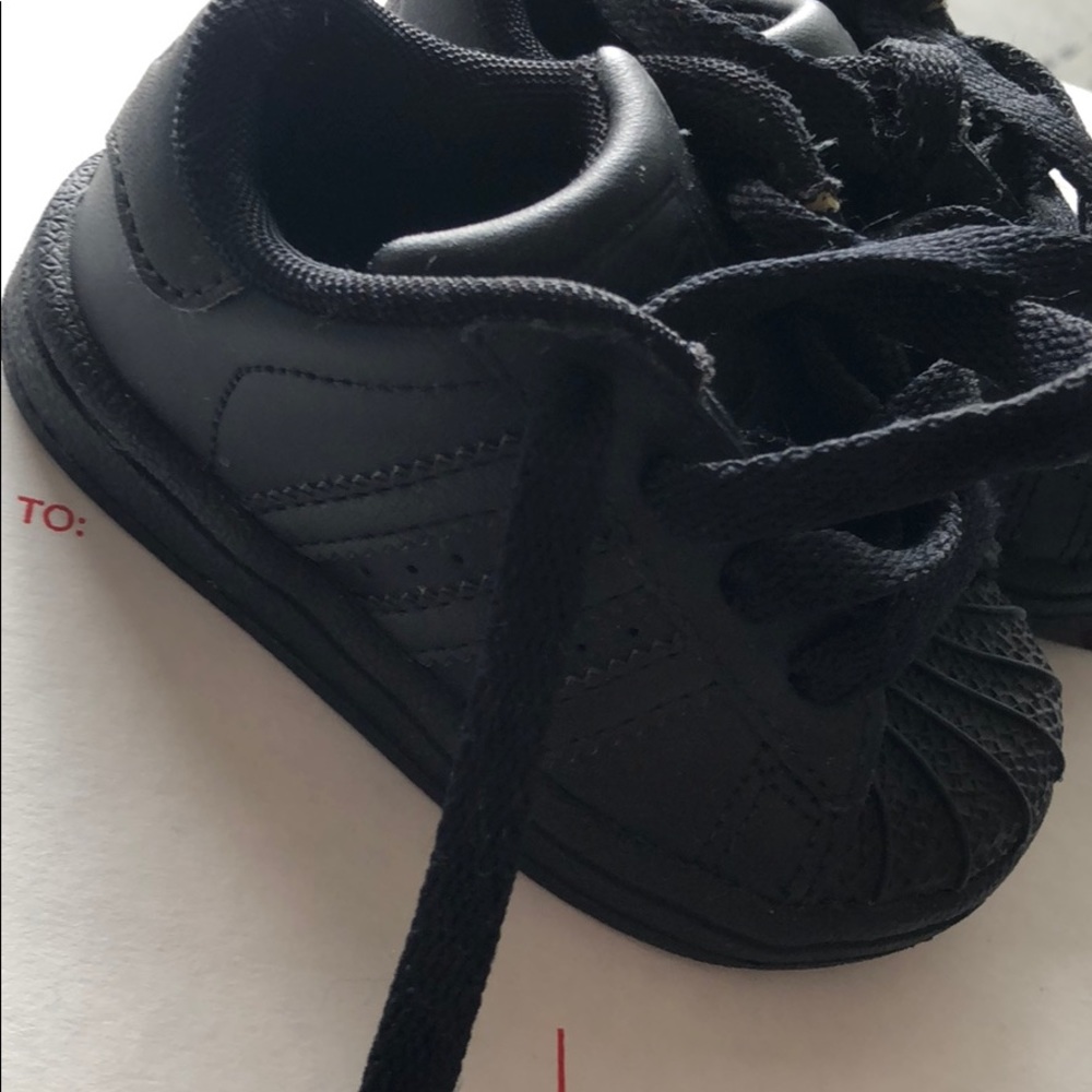 Adidas Shell toe